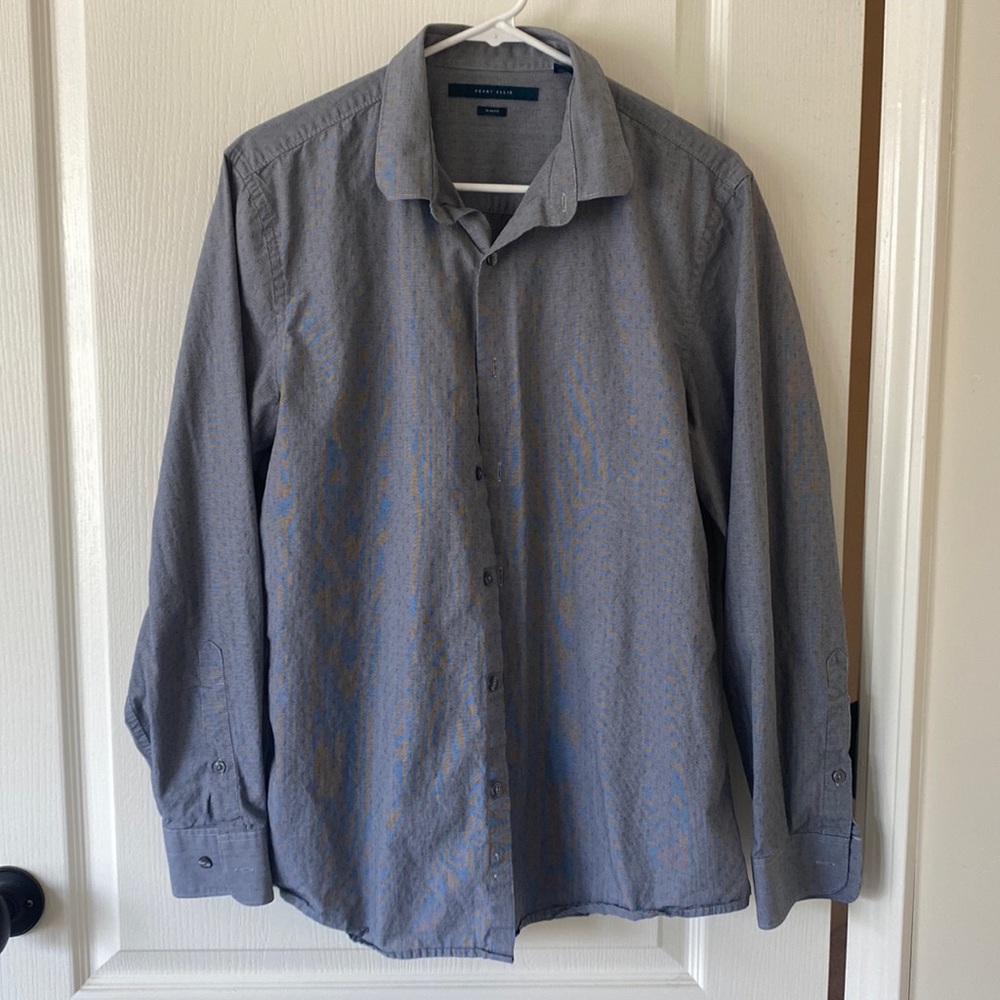 Grey/black woven buttondown